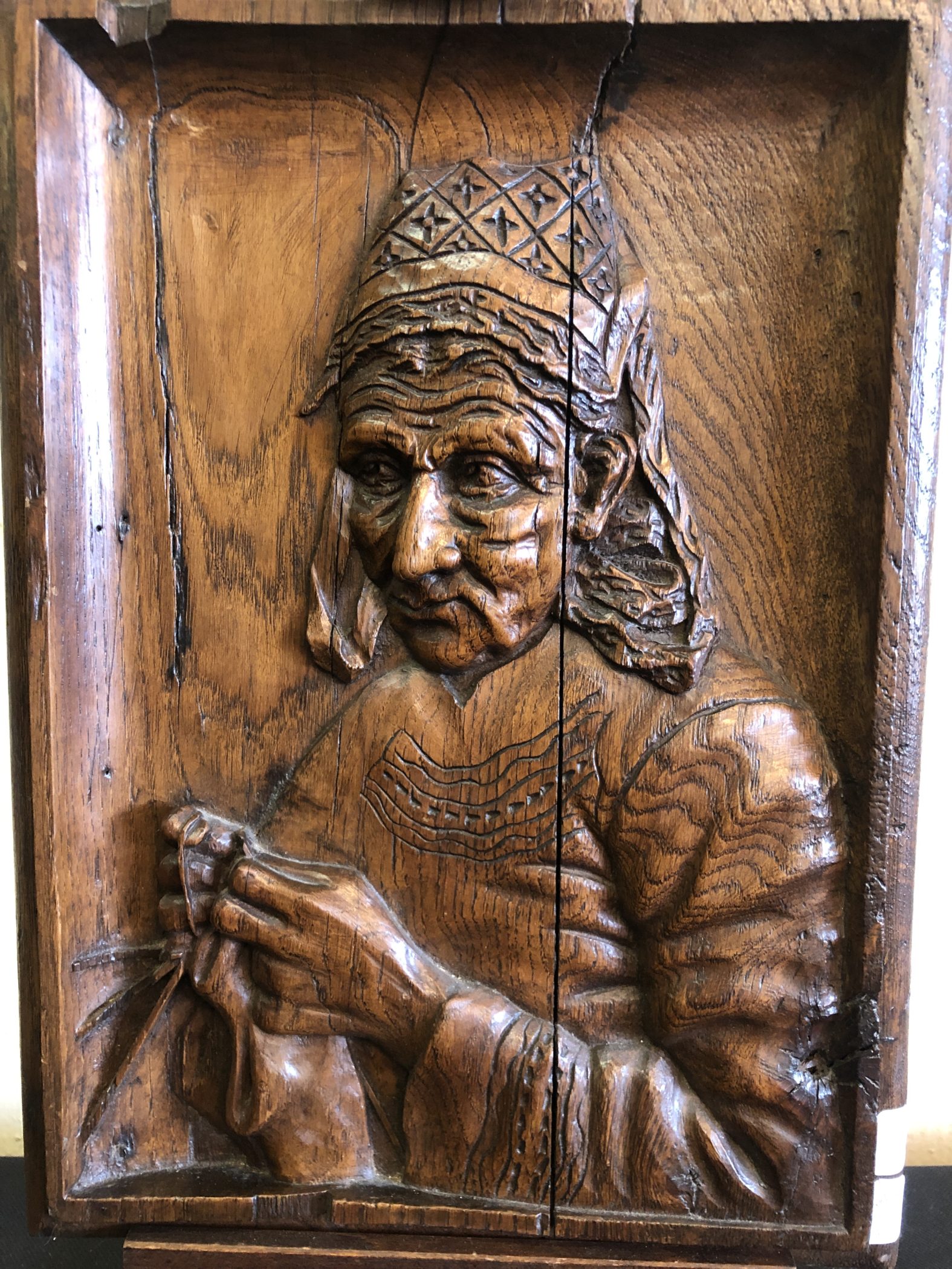 Paire de portraits sculptés en bas relief. Art populaire, XIXe siècle – Image 7