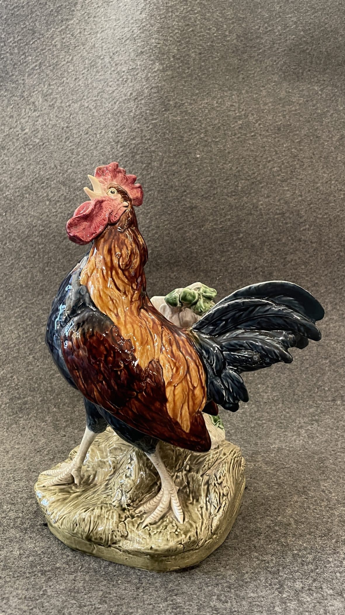 Coq en faïence signé Louis Carrier-Belleuse (1848 – 1913) pour la Manufacture de Choisy-le-Roi – Image 8