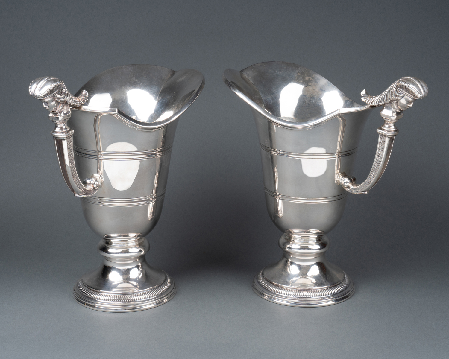 Paire d’aiguières en argent massif, XIXe siècle – Image 9